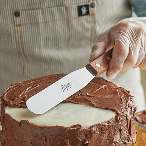 Ateco 1386 6" Straight Blade Icing Spatula with Wood Handle