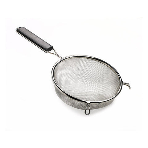 Browne USA Foodservice 19195 - 4-3/4" Single Medium Mesh Strainer with Plastic Handle