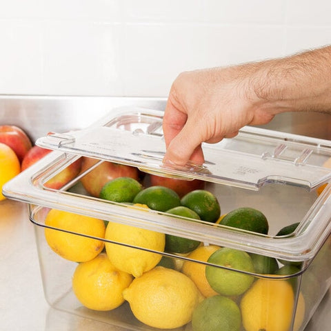 Cambro 20CWLN135 Camwear 1/2 Size Clear Polycarbonate FlipLid with Spoon Notch