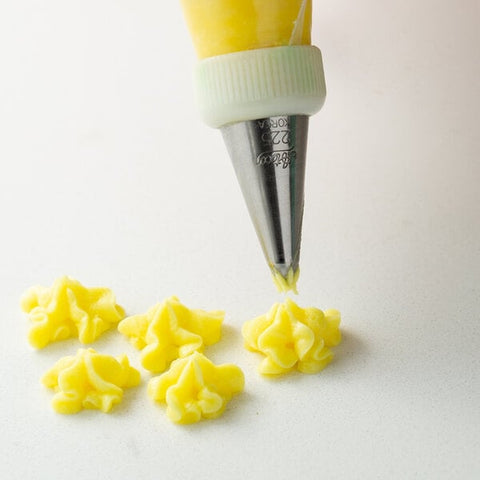 Ateco 225 Drop Flower Piping Tip with Bar - Stainless Steel, 0.16" Opening