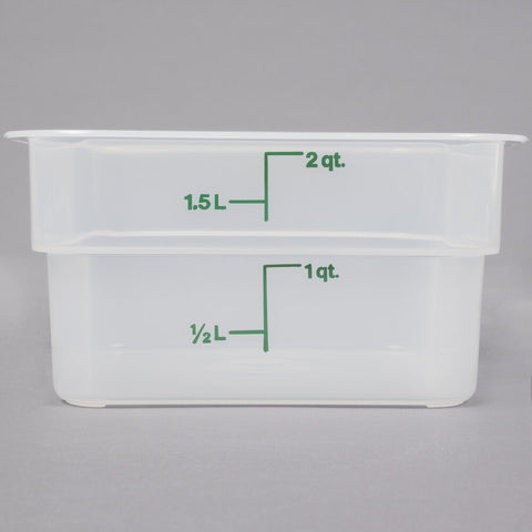 Cambro 2SFSPP190 CamSquares 2 Qt. Translucent Square Polypropylene Food Storage Container