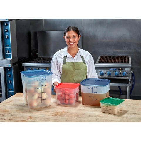 Cambro 2SFSPROCW135 FreshPro CamSquares 2 Qt. Clear Square Polycarbonate Food Storage Container