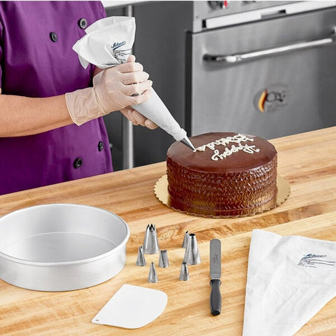 Ateco 335 14-Piece Cake Decorating Kit