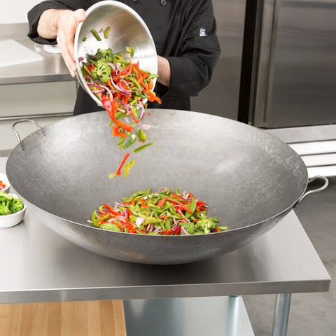 Town 34730 30" Hand Hammered Cantonese Wok