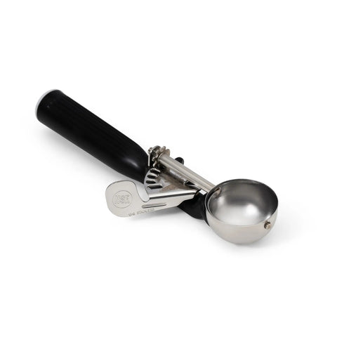 Vollrath 47146 #30 One-Piece Thumb Disher with Black Handle - 1 oz.