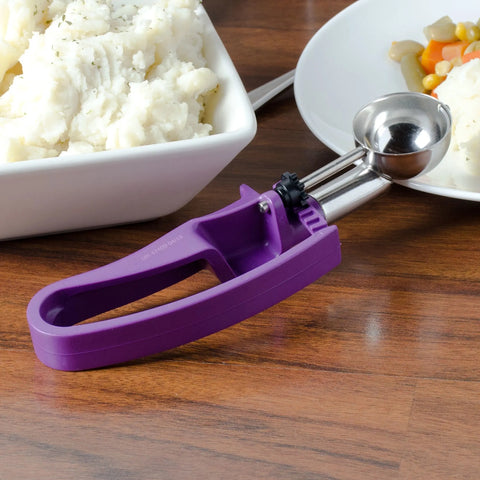 Vollrath 47400 #40 Orchid Purple Squeeze Handle Disher - 0.72 oz.
