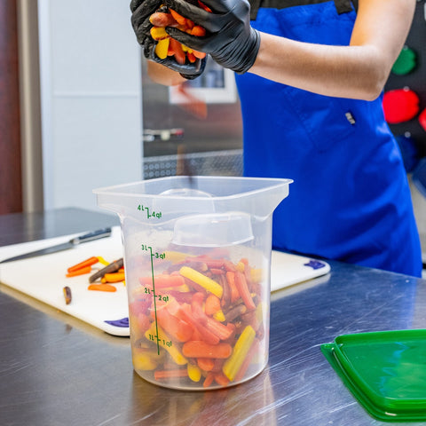 Cambro 4RFSPROPP190 4 Qt CamRound FreshPro Translucent Polypropylene Round Food Storage Container
