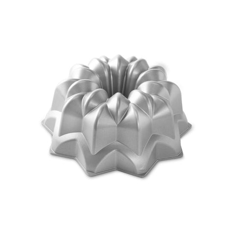 Nordic Ware 53137 Vintage Star Bundt Pan