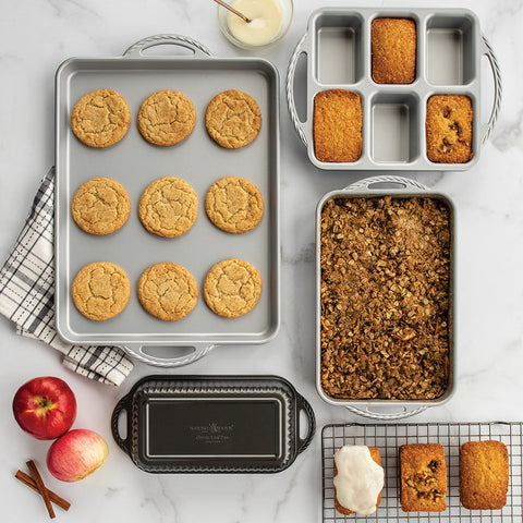 Nordic Ware 71824 ProCast Mini Loaf Pan - 6-Cavity Cast Aluminum Bakeware
