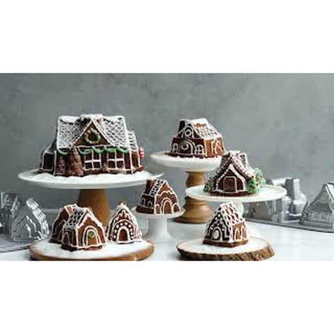 Nordic Ware 83948 Gingerbread House Bundt Pan