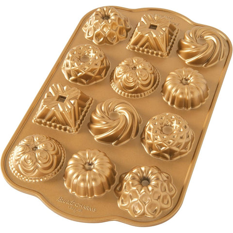 Nordic Ware 85677 Bundt Charms 12-Cavity Mini Bundt Pan, Gold