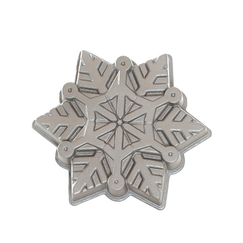 Nordic Ware 88248 Snowflake Pull-Apart Cake Pan