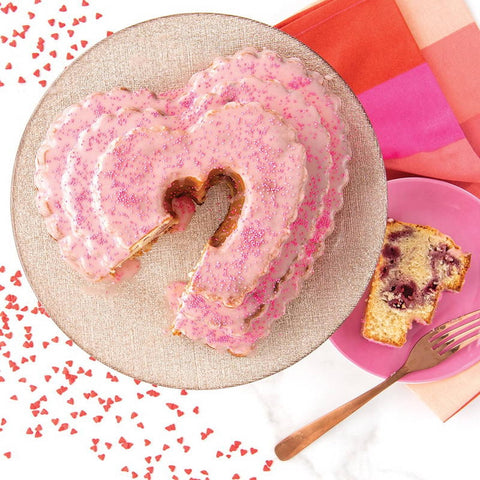 Nordic Ware 89937 Tiered Heart Bundt Pan