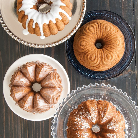 Nordic Ware 91377 9 Cup Bundt Quartet Pan