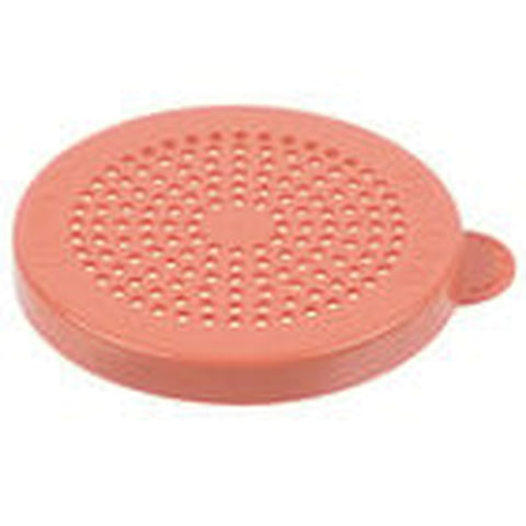 Cambro 96SKRLD406 Beige Camwear Shaker Lid for Salt and Ground Pepper