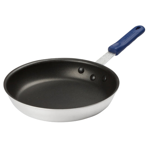 Winco AFP-10XC-H 10" Gladiator Aluminum Fry Pan with Excalibur Non-Stick Coating and Silicone Handle