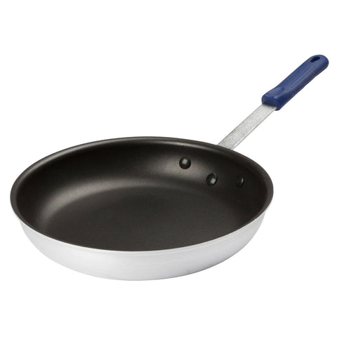 Winco AFP-12XC-H 12" Gladiator Aluminum Fry Pan with Excalibur Non-Stick Coating and Silicone Sleeve