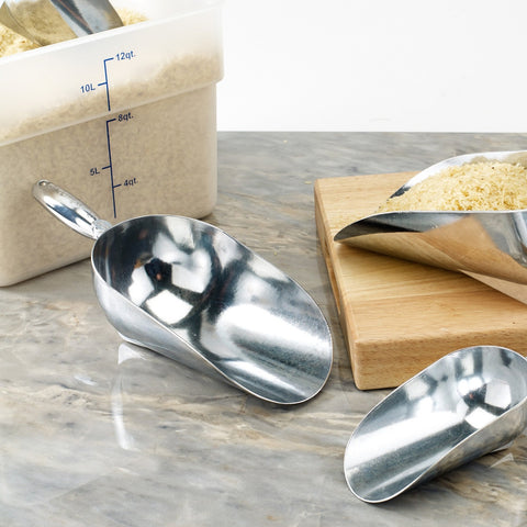 Winco AS-24 24 oz Aluminum Utility Ice Scoop