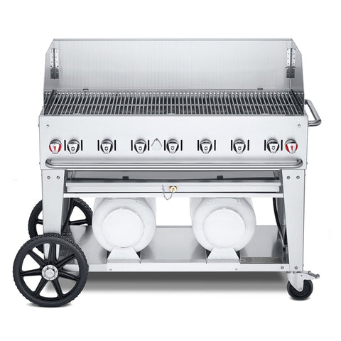 Crown Verity CV-CCB-48WGP Club Series Mobile Outdoor Propane Grill with Wind Guards