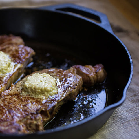 Lodge Manufacturing L8SK3 10.25 Inch Pre-Seasoned Cast Iron Skillet
