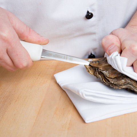 Mercer Culinary M33028A 3" Boston Style Oyster Knife with White Textured Poly Handle