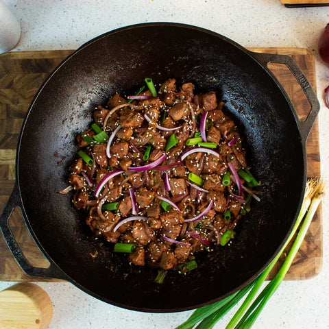 Lodge P14W3 14-Inch Seasoned Cast Iron Wok