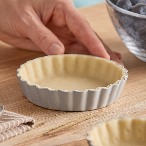 Fat Daddio's PFT-425 ProSeries Round Fluted Tart and Quiche Pan with Removable Bottom, 4.5" x 1"