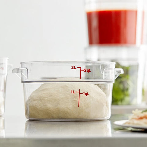 Cambro RFSCW2135 Camwear 2 Qt. Clear Round Polycarbonate Food Storage Container