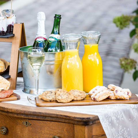 Tablecraft Products RGC34 34 oz Resealable Glass Carafe