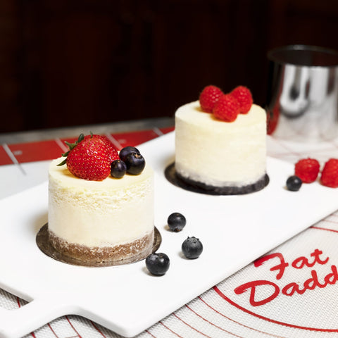 Fat Daddio's SSRD-3030 ProSeries 3" x 3" Stainless Steel Round Cake & Pastry Ring