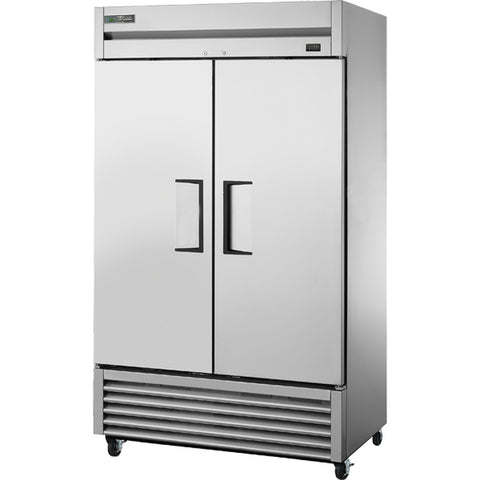 True Manufacturing T-43F-HC 2-Section Solid Door Reach-In Freezer