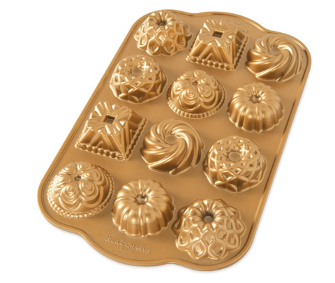 Nordic Ware 85677 Bundt Charms 12-Cavity Mini Bundt Pan, Gold
