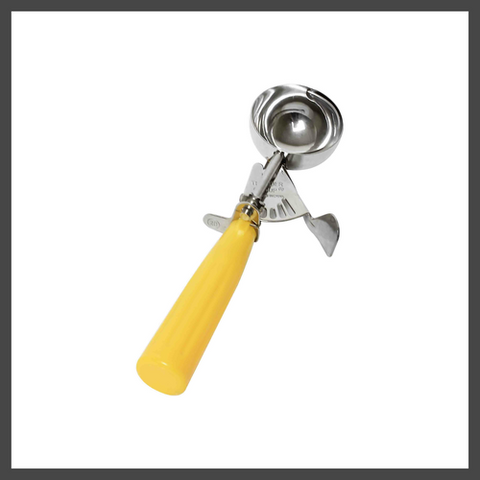 Thunder Group SLDS020 #20 Thumb-Press Ice Cream Disher, 1-5/8 oz, Yellow Handle, NSF